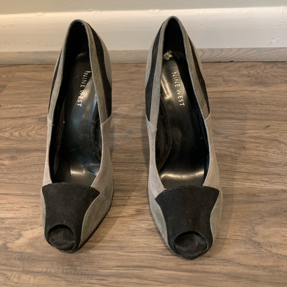 ✨✨NINE WEST CHIC GRAY & BLACK HEELS✨✨👠👠👠👠 - Picture 3 of 6